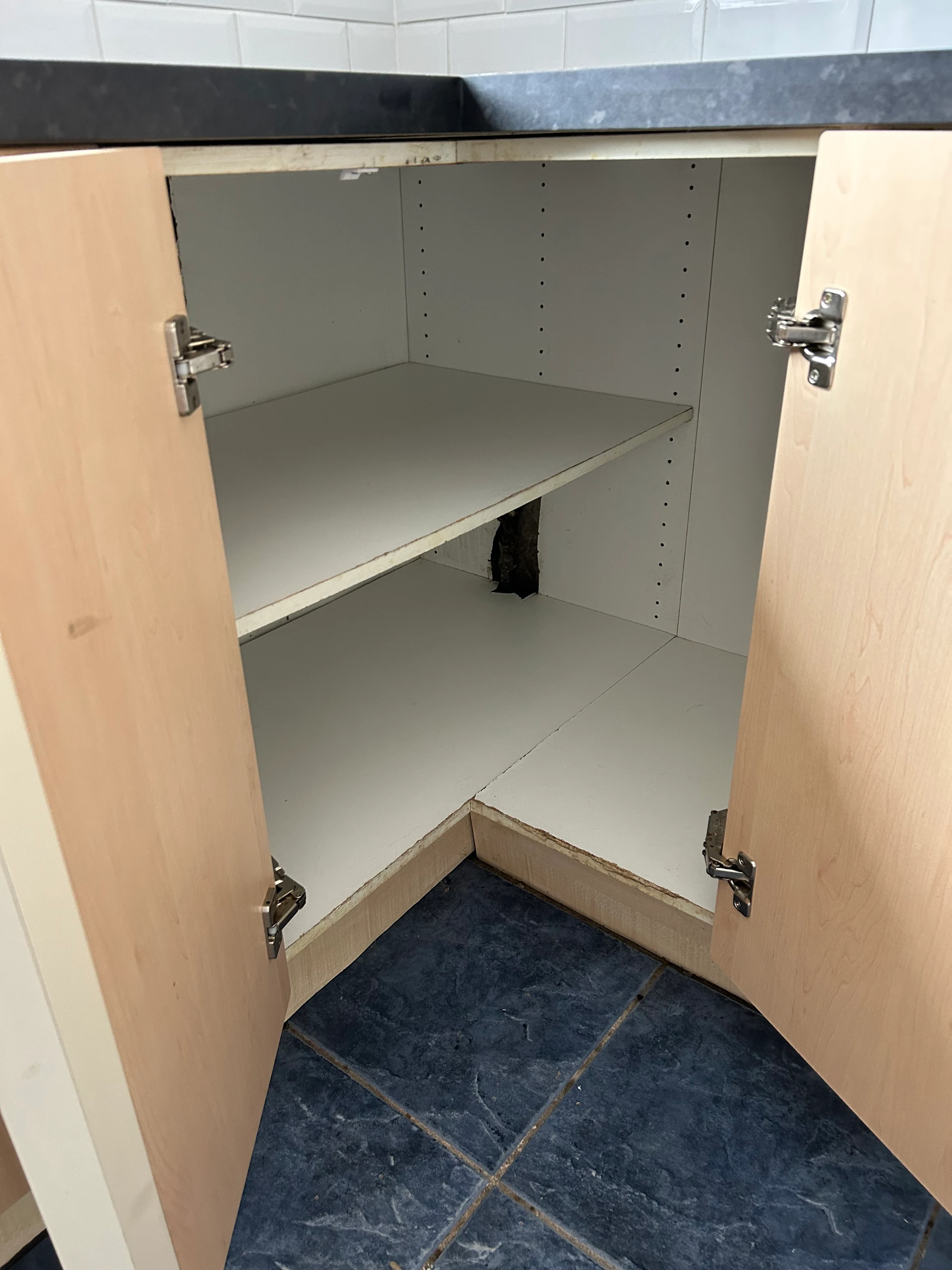 Kitchen cupboards after AppleKleen cleaned them